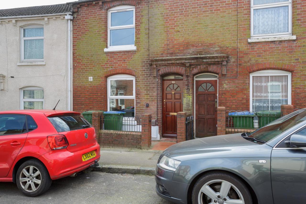 Blackberry - Stylish Self-Contained Flats In Soton City Centre Саутгемптон Экстерьер фото
